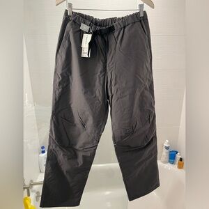 NWT Men's Charcoal water/snow resistant pants. Uniqlo size medium